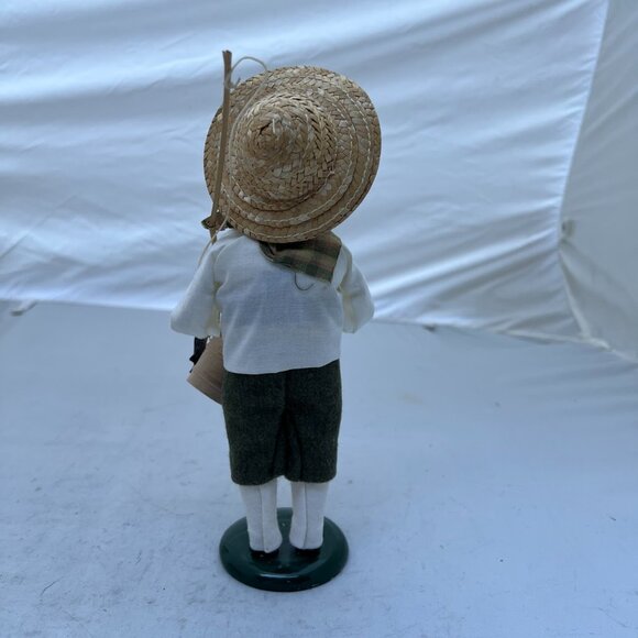 Byers' Choice Ltd. Caroler 2007 Williamsburg Series Colonial Boy w/Fishing Pole - Picture 2 of 9